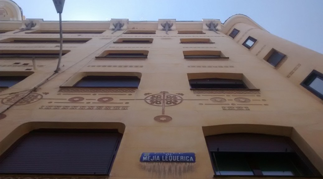 Fachada casa de los lagartos