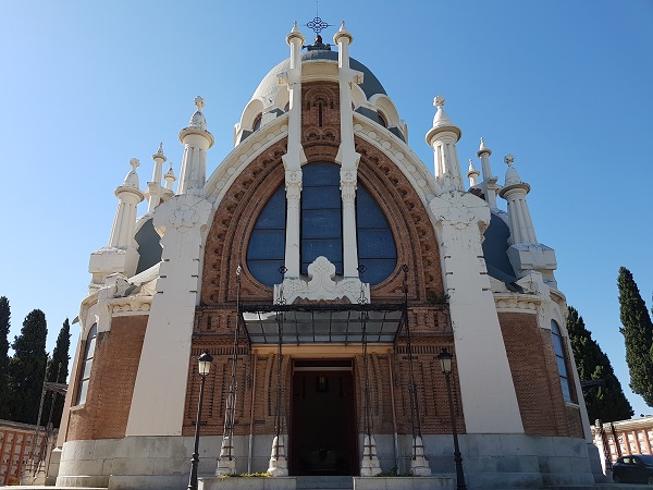Capilla del cementerio de la Almudena