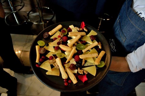 restaurante-puerta-alcala-queso