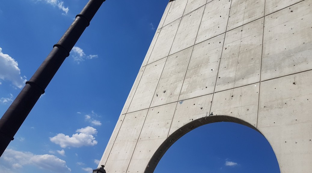 Puerta del Sur Parque Enrique Tierno Galván